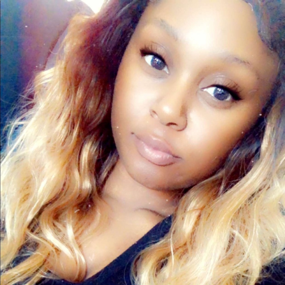 Meet your seller 💕